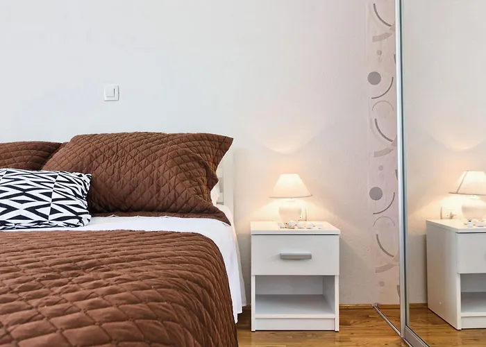 Split Area By Interhome بودْسْتغانا