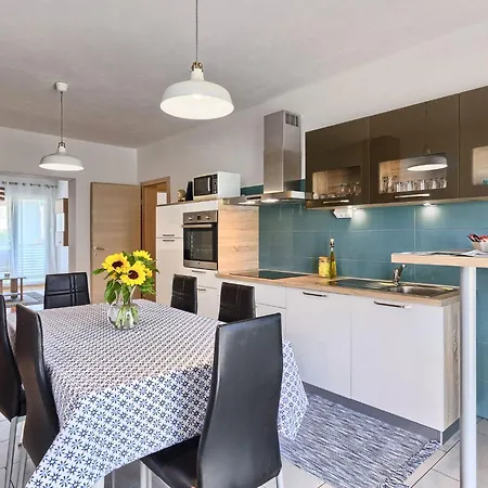 アパート Split Area By Interhome