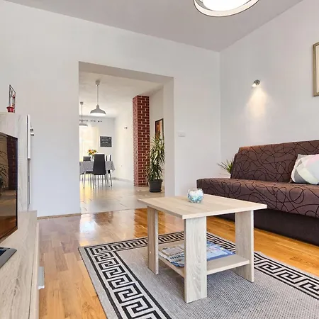 Split Area By Interhome * ポドストラナ