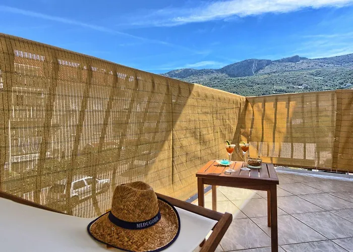 Split Area By Interhome