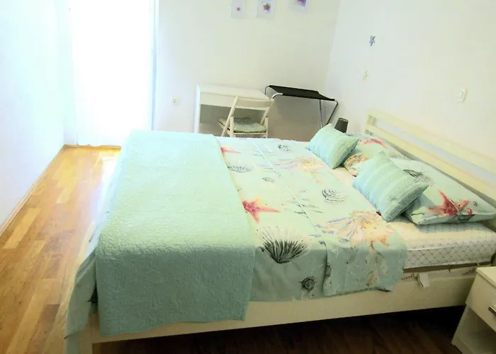 Split Area By Interhome